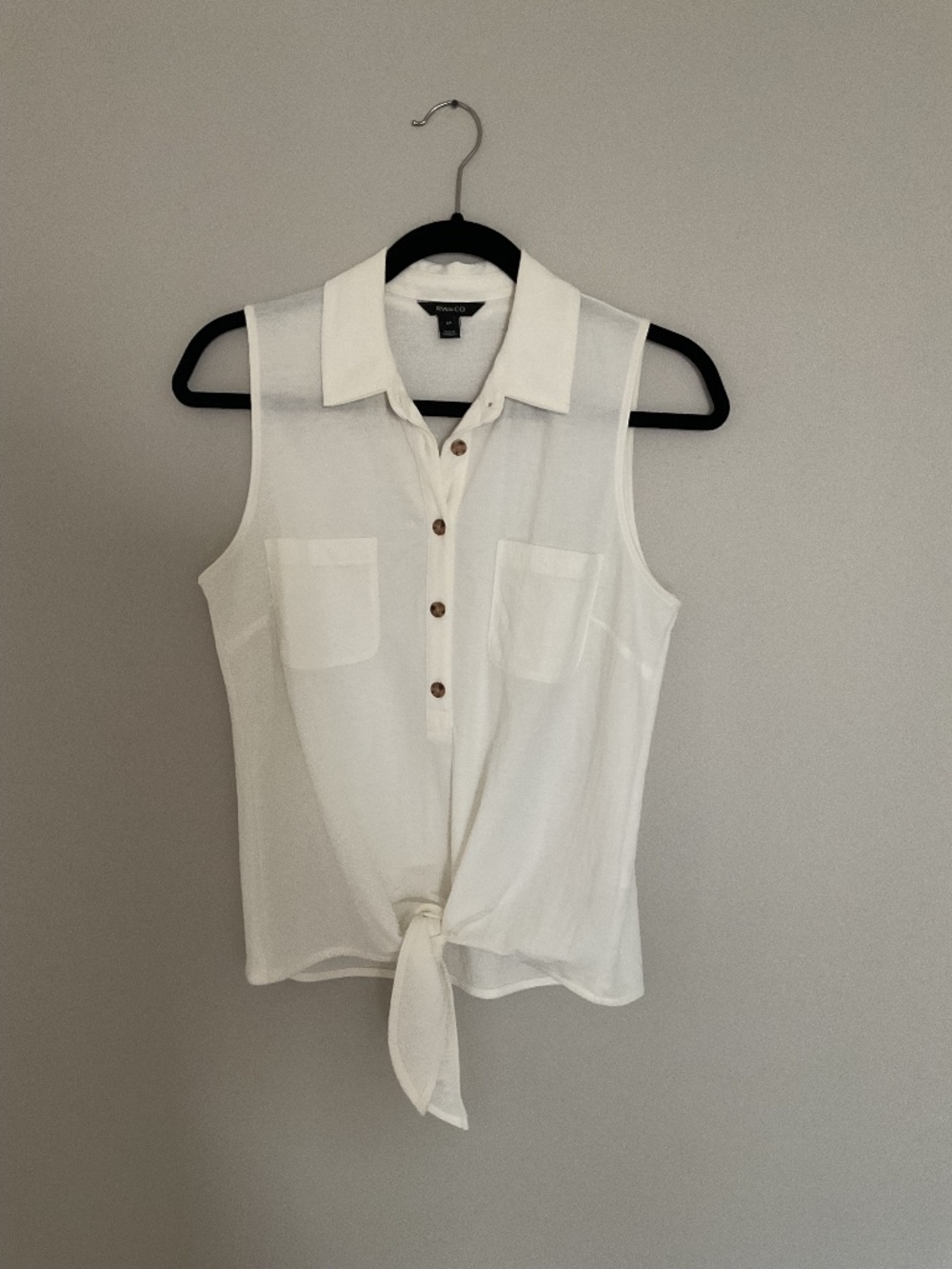 RW&CO Tie front shirt
